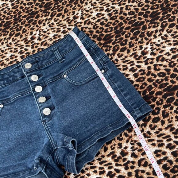 retro skylar daisy dukes denim shorts - Picture 6 of 8